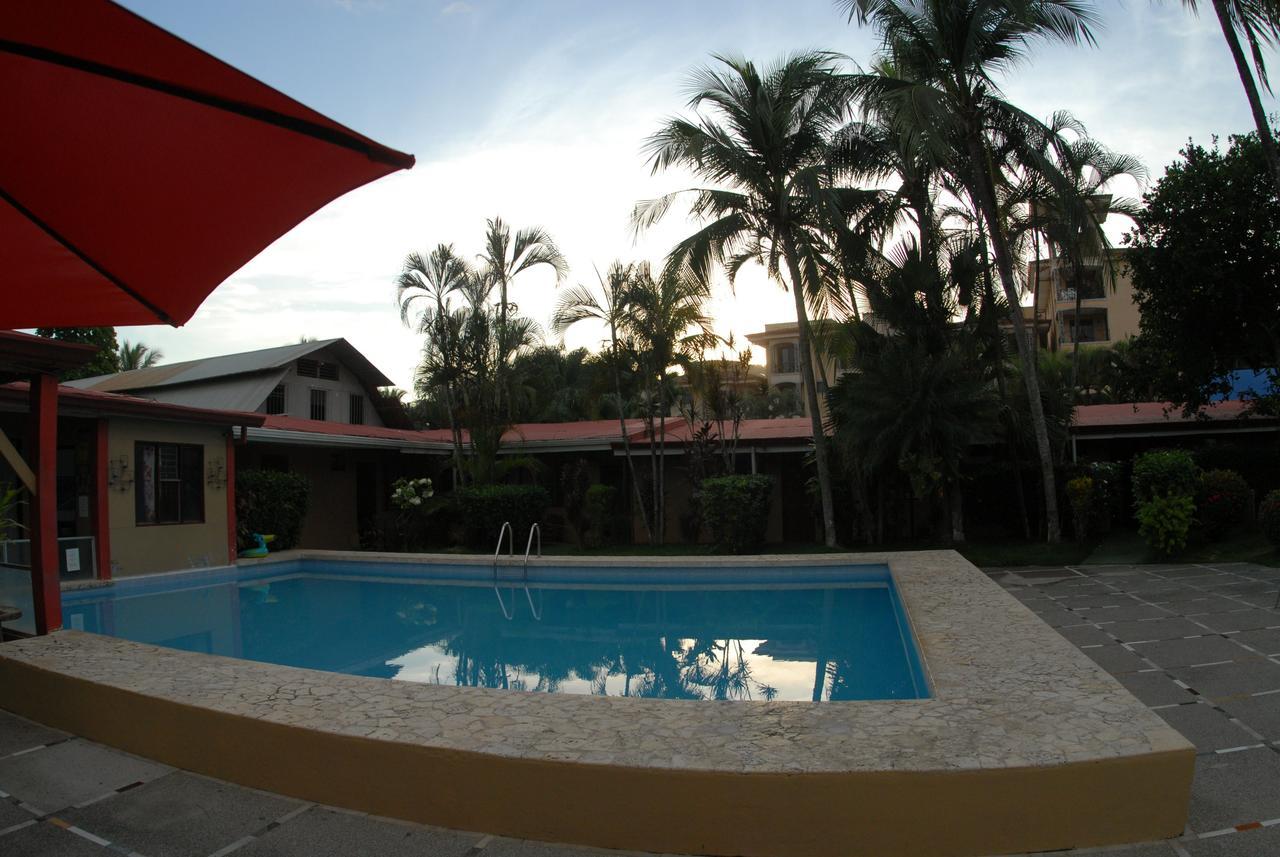 Hotel El Jardin Jacó Buitenkant foto
