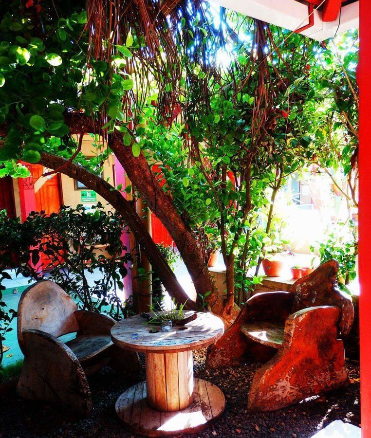 Hotel El Jardin Jacó Buitenkant foto