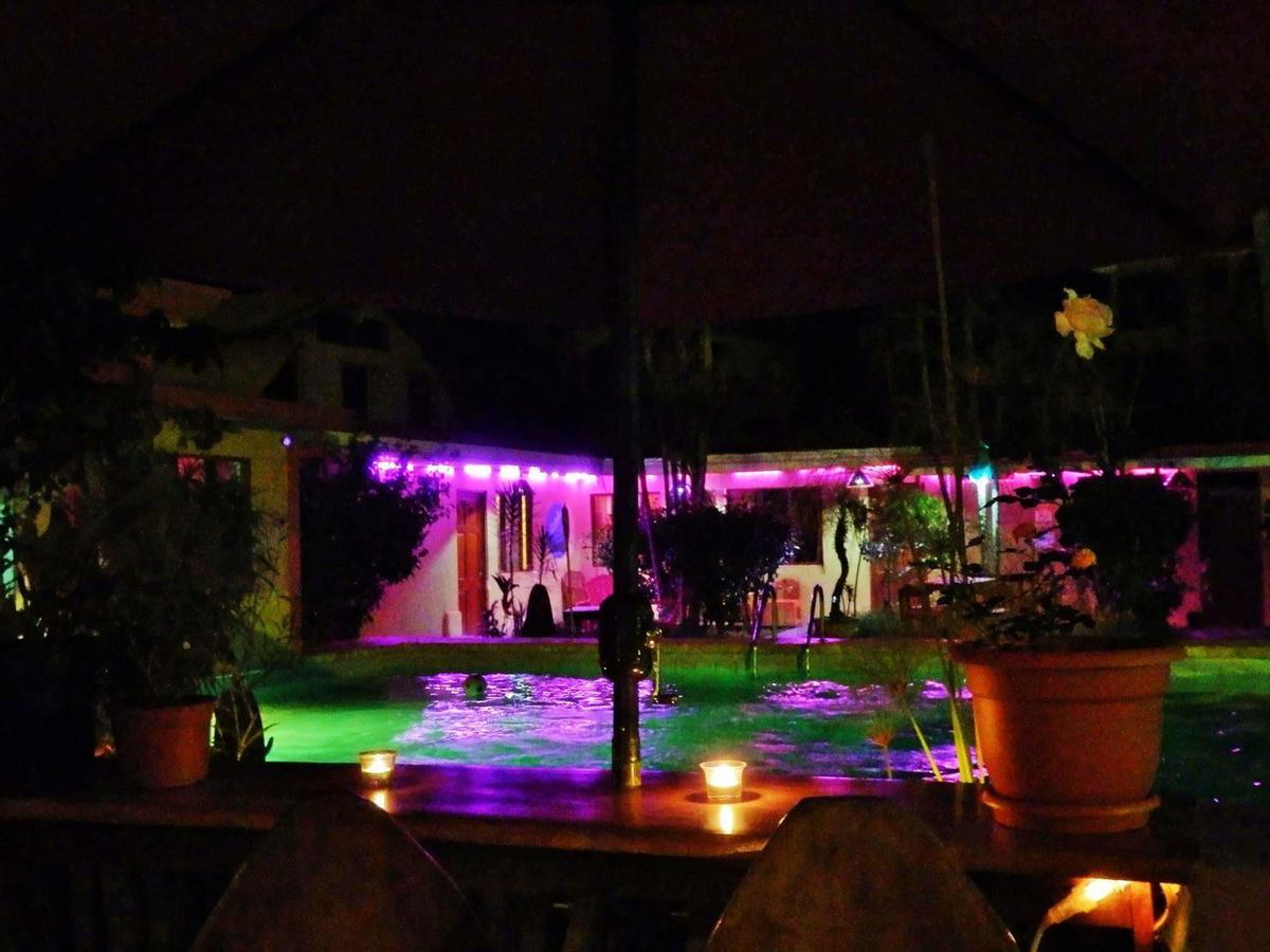 Hotel El Jardin Jacó Buitenkant foto
