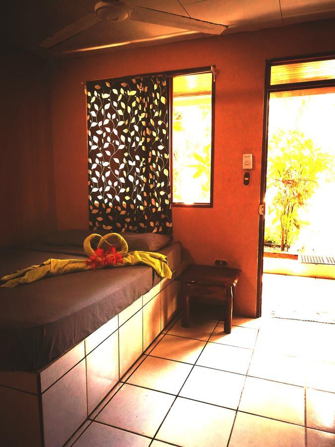 Hotel El Jardin Jacó Buitenkant foto