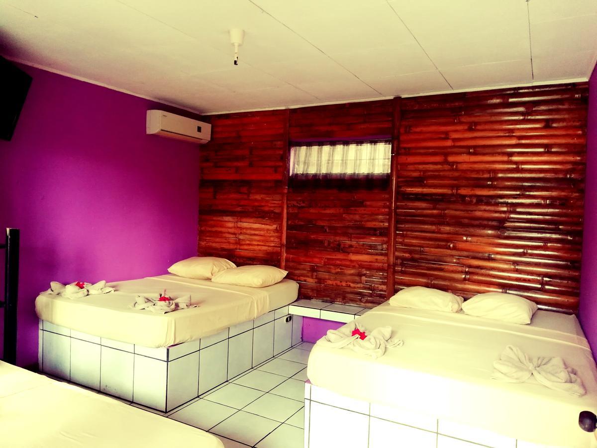 Hotel El Jardin Jacó Buitenkant foto